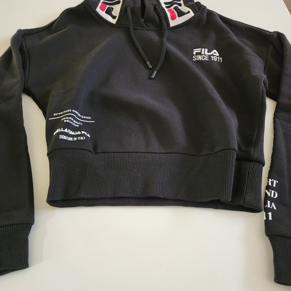 FILA Black Hoodie Sweater - Picture 6 of 9